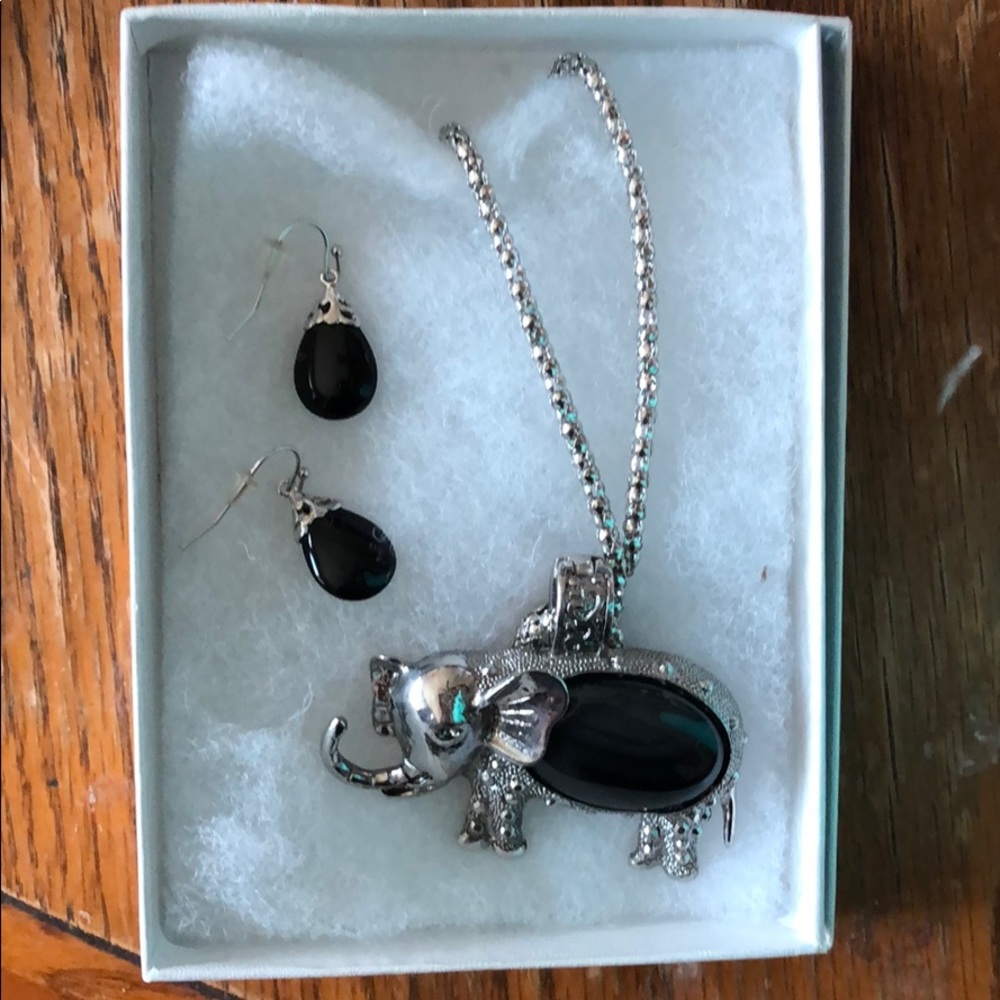 Elephant Necklace & Earring set
